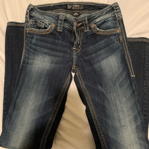Silver Jeans - Picture 1 of 4